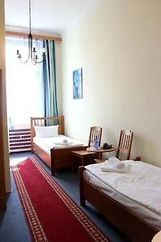 ברלין Hotel-Pension Rheingold Am Kurfuerstendamm 2*,