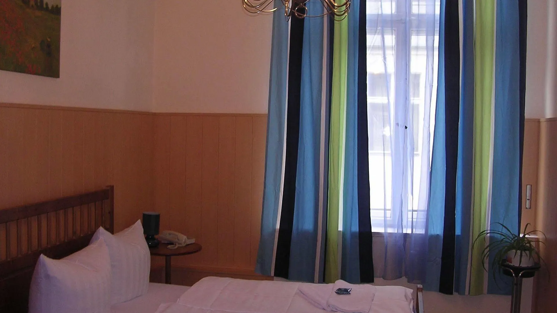 ברלין Hotel-Pension Rheingold Am Kurfuerstendamm