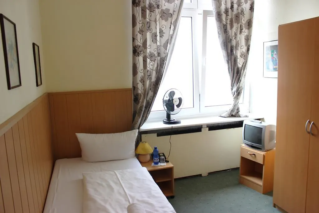 Ξενοδοχείο Hotel-Pension Rheingold Am Kurfuerstendamm Βερολίνο