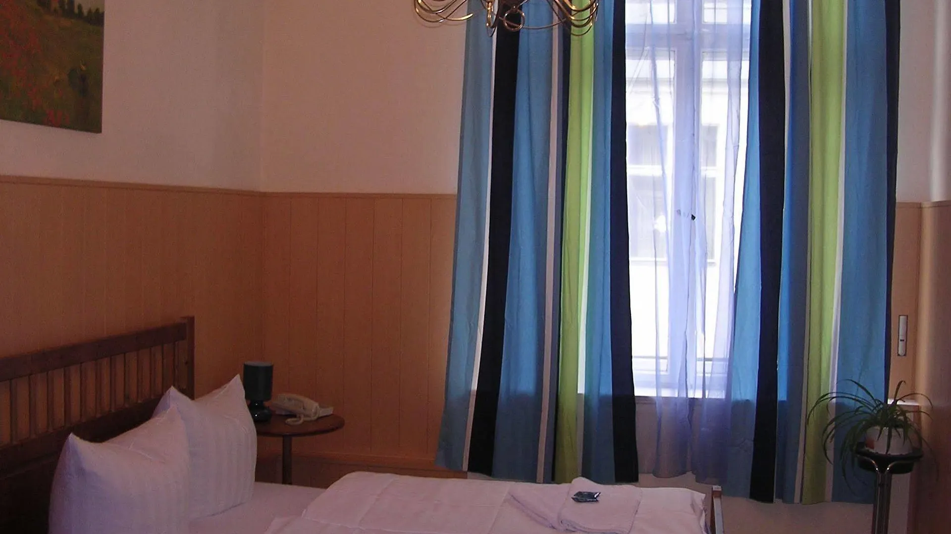 Hotel-Pension Rheingold Am Kurfuerstendamm Βερολίνο