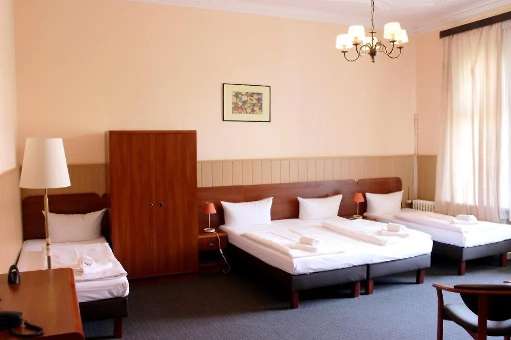Hotel-Pension Rheingold Am Kurfuerstendamm Βερολίνο