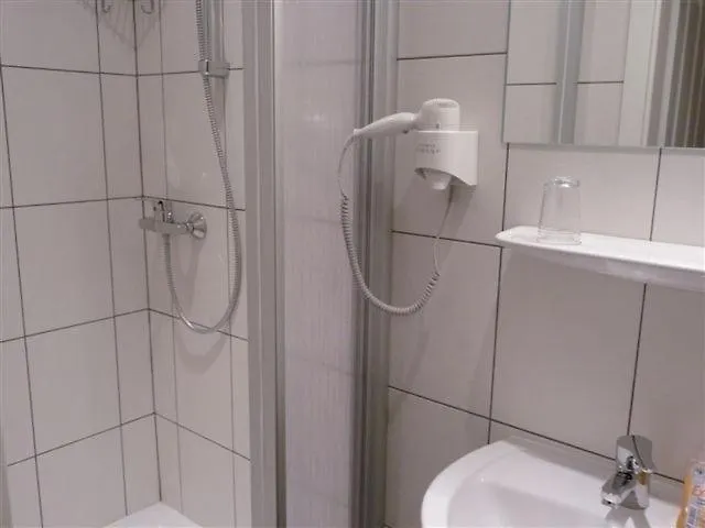 ** Ξενοδοχείο Hotel-Pension Rheingold Am Kurfuerstendamm Βερολίνο Γερμανία