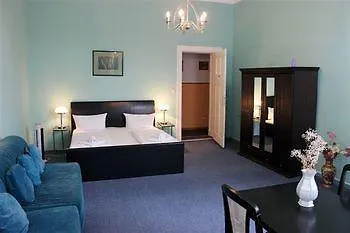 ** Hotel Hotel-Pension Rheingold Am Kurfuerstendamm Berlin Germany